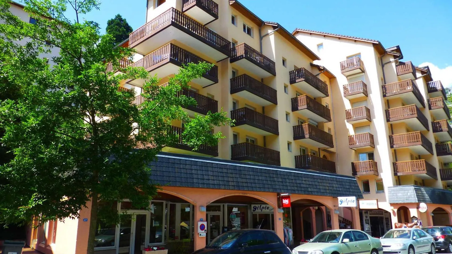T1 Bis 2* Au Centre De Brides-Les-Bains, 4 Pers, Balcon, Ascenseur, Proche Thermes Et Telecabines - Fr-1-512-227 France